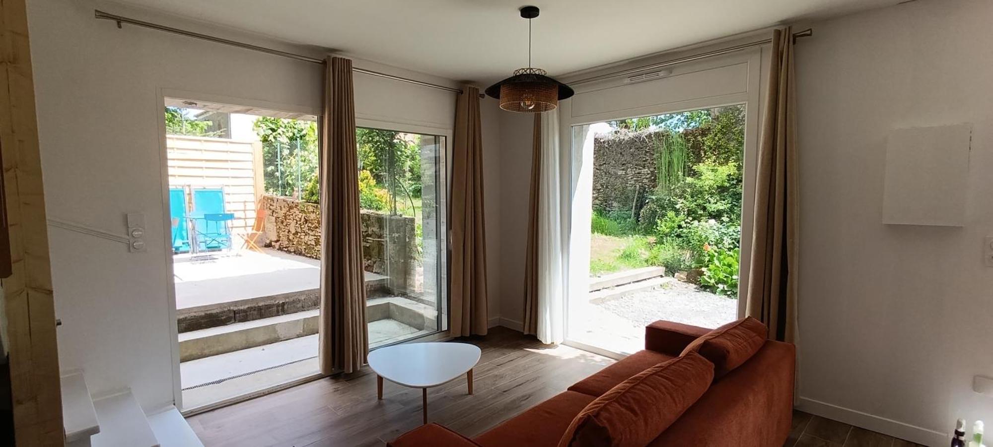 Maison Irondas Saint-Pierre-d'Aurillac Exteriör bild
