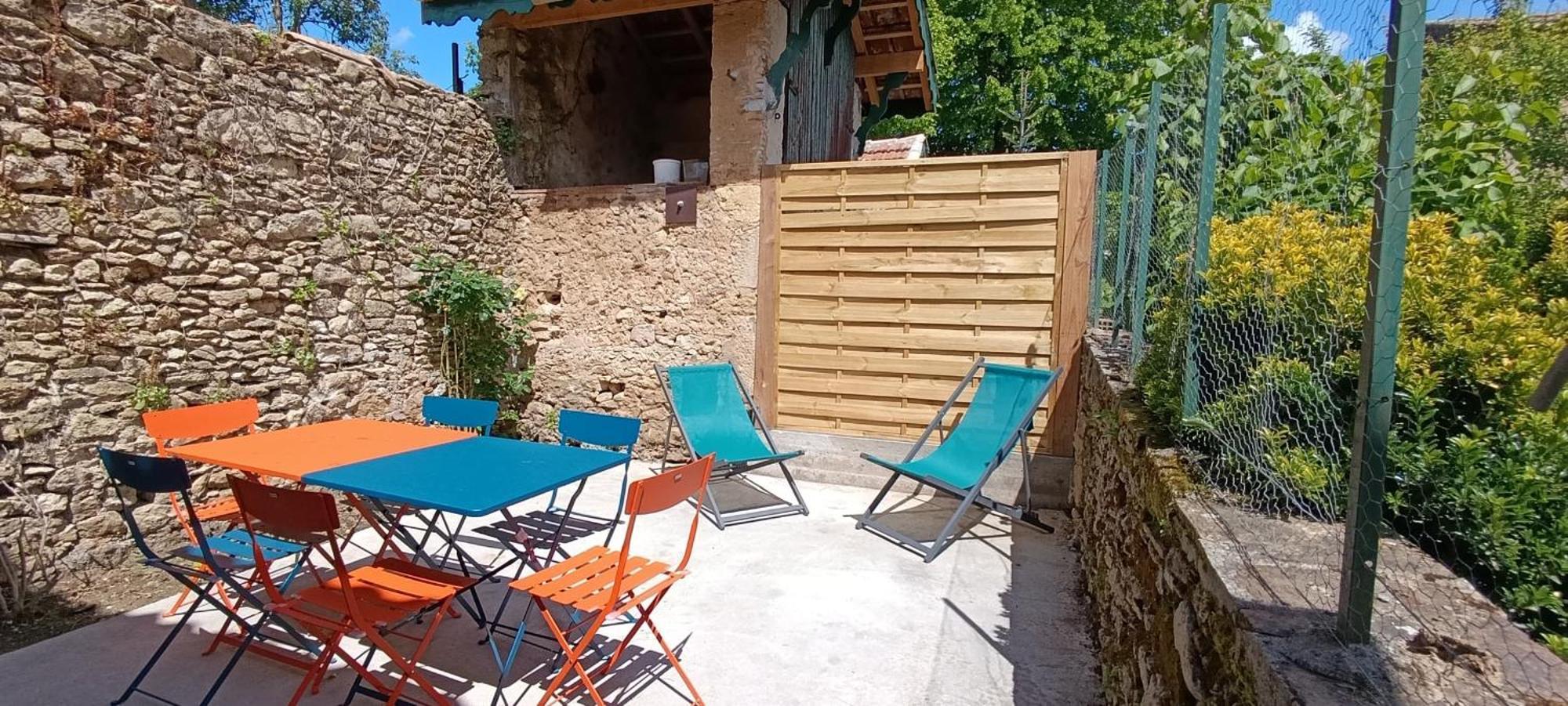 Maison Irondas Saint-Pierre-d'Aurillac Exteriör bild